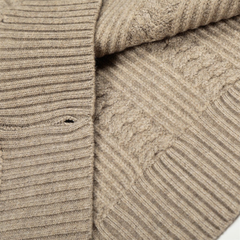 Minimalist Turtleneck Pullover | XGEM® Rare Finds